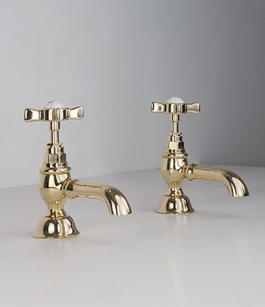 Traditional Gold Pillar Sink Taps (43AA)