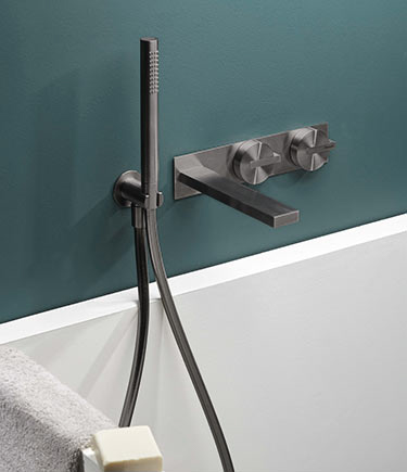 Lilli 316 Wall Mounted Bath Filler with Shower (LT11)