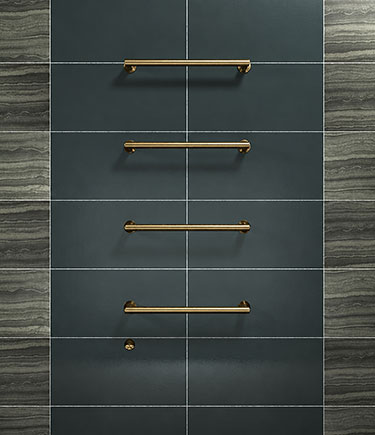 Antiique Brass Electric Floating Towel Bar Radiator (58ELABR)