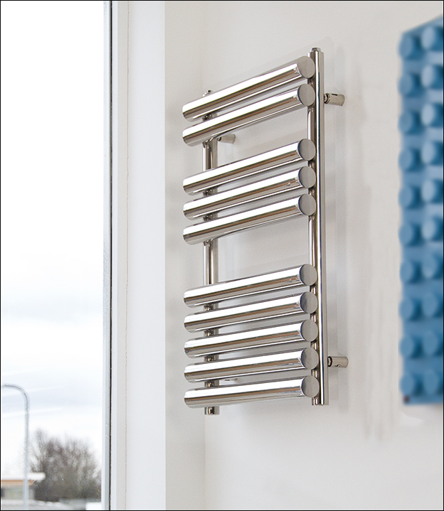 Big Beryl High Heat Output Towel Rail 58V