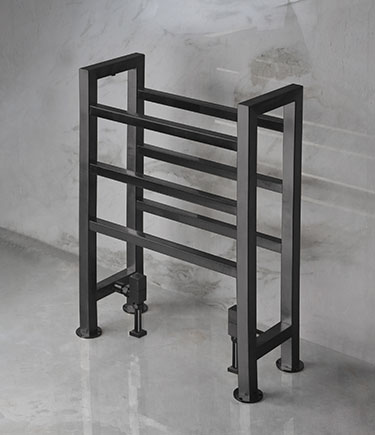 Cubic Horse Black Chrome Heated Towel Rail (57YBC)