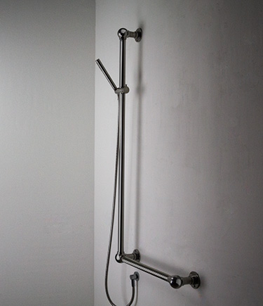 Black Chrome Ball Jointed Support Shower Column Grab Bar (164BC)