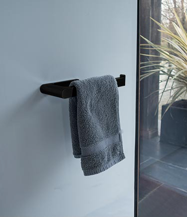 Spa Black Chrome Towel Hanging Rail (162GBL)