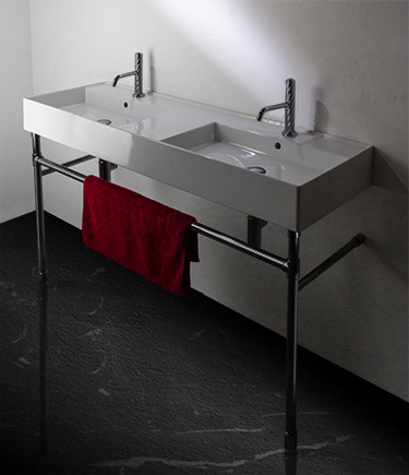 Black Chrome Washstands