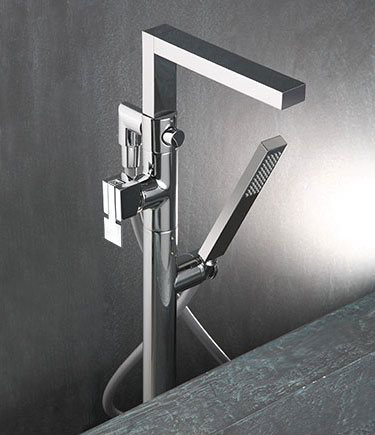 Boxer Freestanding Bath Tap (45G)