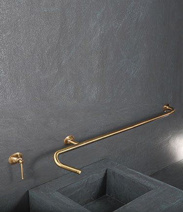 Pau Brass Wall Mounted Basin Tap (39CC)