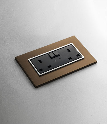 Chic Dark Brushed Bronze Plug Sockets (CBR2)