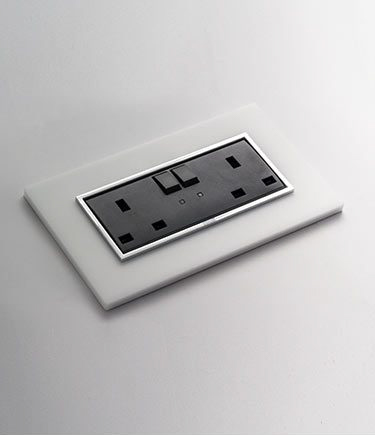 Corian Plug Sockets (123Y)