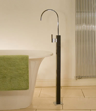 Ebony Freestanding Bath Tap (35B)