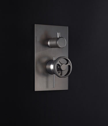 Forge Black Chrome Thermostatic Shower Valve (87PBC)