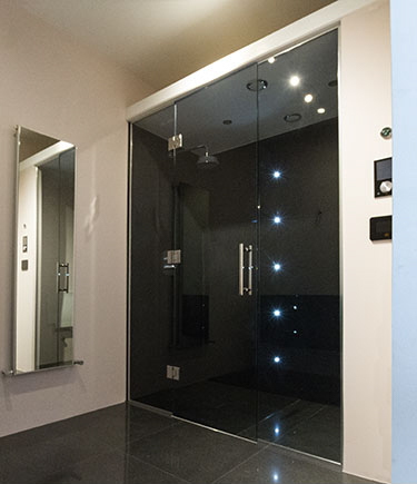 Contemporary Frameless Bathroom Shower Cubicle In 10mm Glass