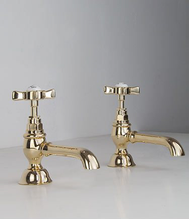 Gold Bath Pillar Taps (43EE)