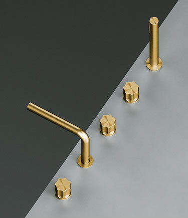 Kaan Gold Deck Mounted Bath Tap (28FG)