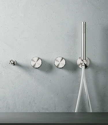 Kaan Stainless Wall Mounted Bath Tap (28G)