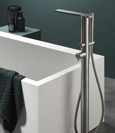 Lilli 316 Freestanding Bath Filler with Shower (LT10)