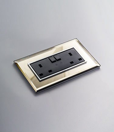 Mirror Plug Sockets (123V)