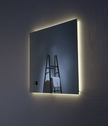 Illuminated Bathroom Mirrors 
