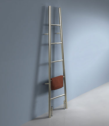 Leaning Ladder Nickel Towel Rail (58DN)