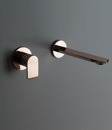 Kara Rose Gold Wall Mounted Bath Filler (42DD)