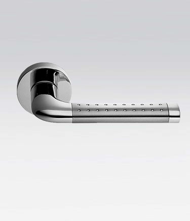 Tailla Contemporary Door Handles (130D)