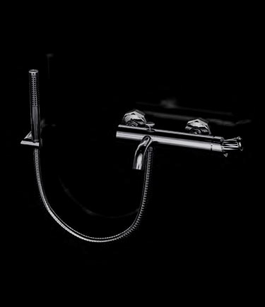 Twist Black Chrome Wall Mounted Bath Filler (47BCF)