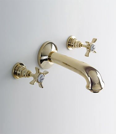 Gold Wall Mounted Bath Taps (43FF)