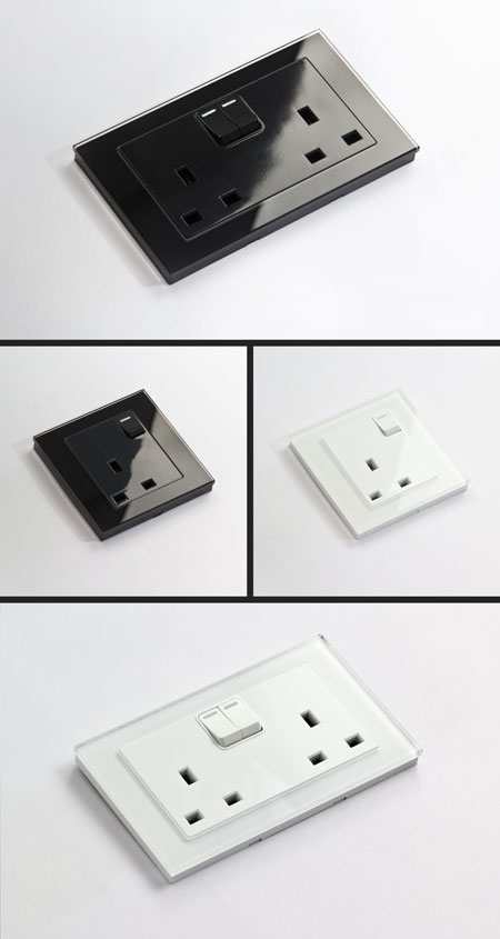 Glass Electrical Plug Socket (121B)