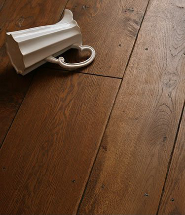 Antique Oak Engineered Wood Flooring (93W)