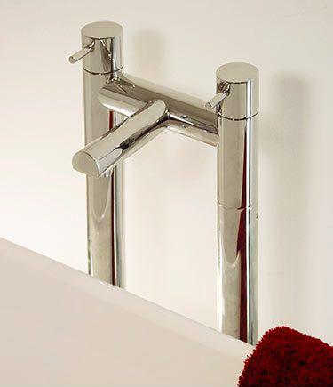 Nickel Floor Standing Bath Filler (48H)