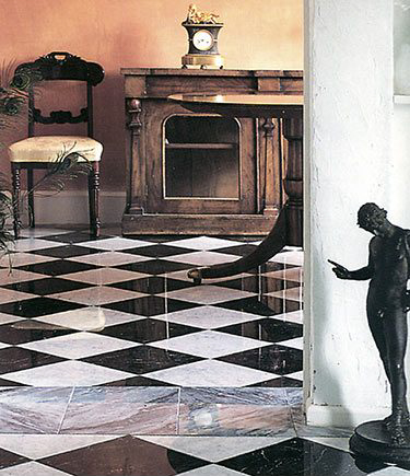 Black & White Marble Flooring Tiles (96F)