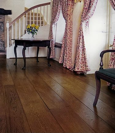 Old English Oak Flooring in Aged Oil (92I)