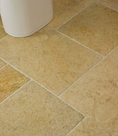 Cairo Tumbled Limestone Flooring Tiles (95V)