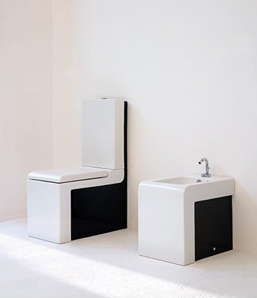 Nouveau White Toilet & Cistern (15G)