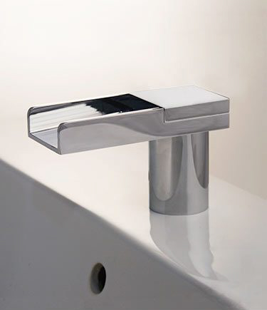 Waterfall Deck Mounted Bath Filler Spout (46F)