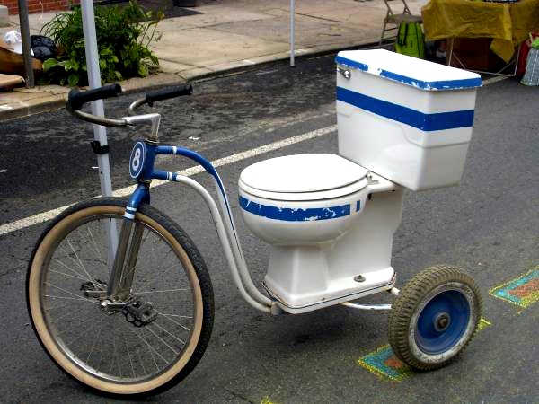 toilet-tricycle