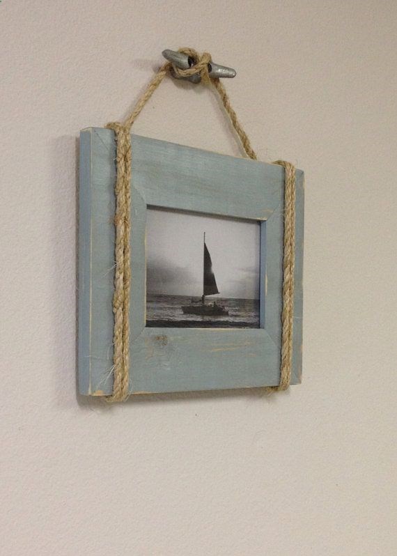 Rope picture frame
