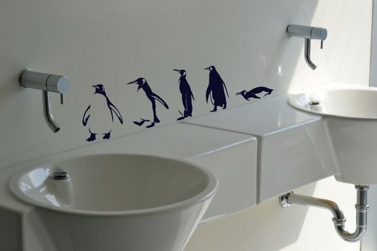 penguin-wall-decal