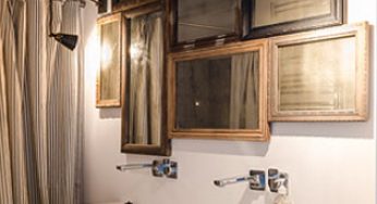 Mirror Trends: Contemporary vs. Traditional