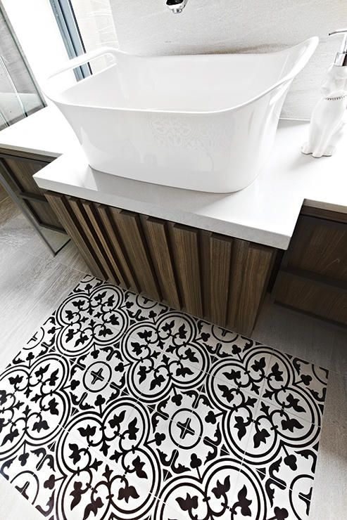 patterned-floor-tiles