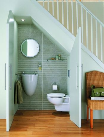 modern-cloakroom-under-stairs