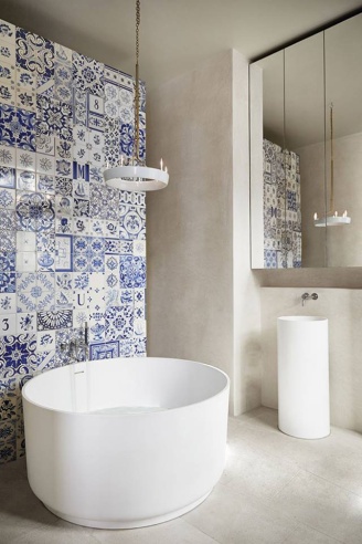 patchwork-bathroom-tiles