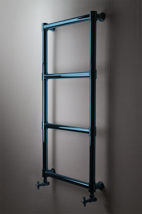 Roundy Chunky Blue Chrome Towel Warmer