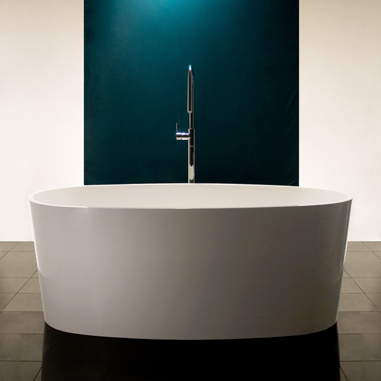 Polar Contemporary Bath (26C)