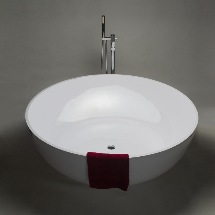 Polo large Round Freestanding bath (26Z)